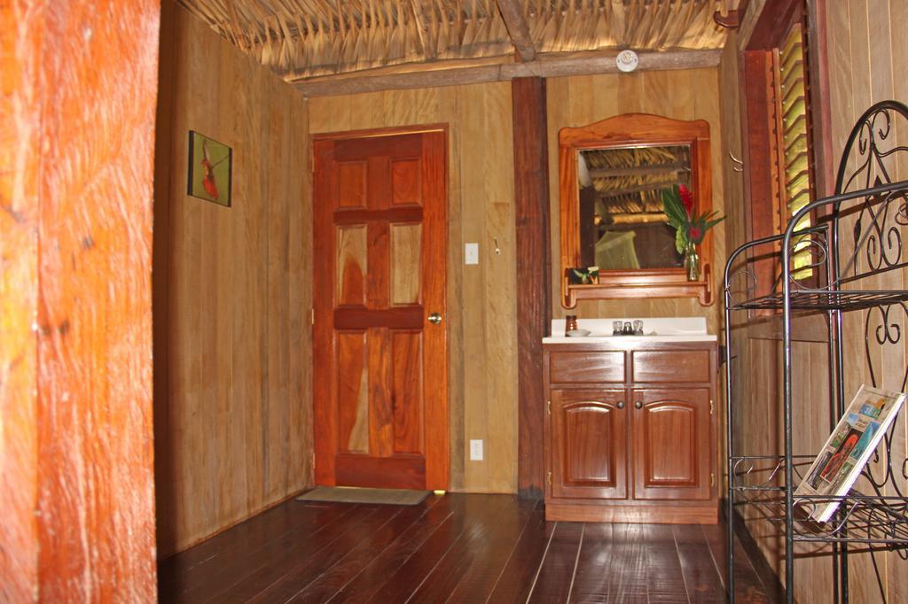 Sun Creek Lodge Punta Gorda Room photo